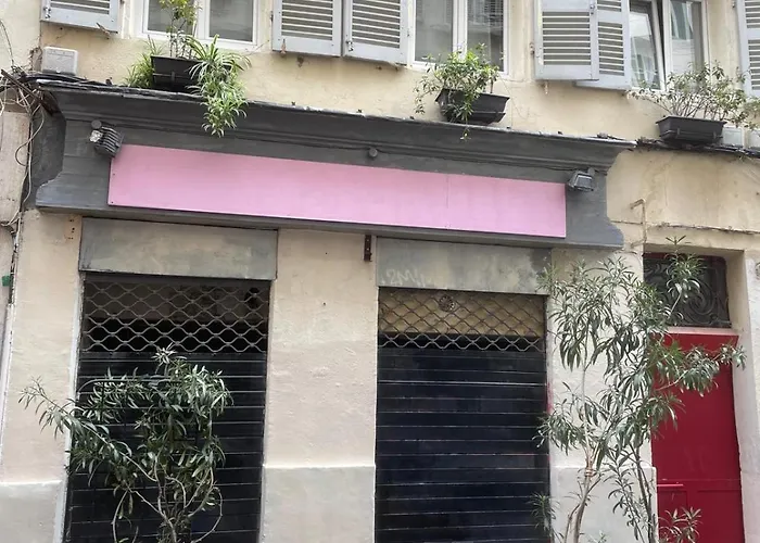 studio près du vieux port et de la Canebière
